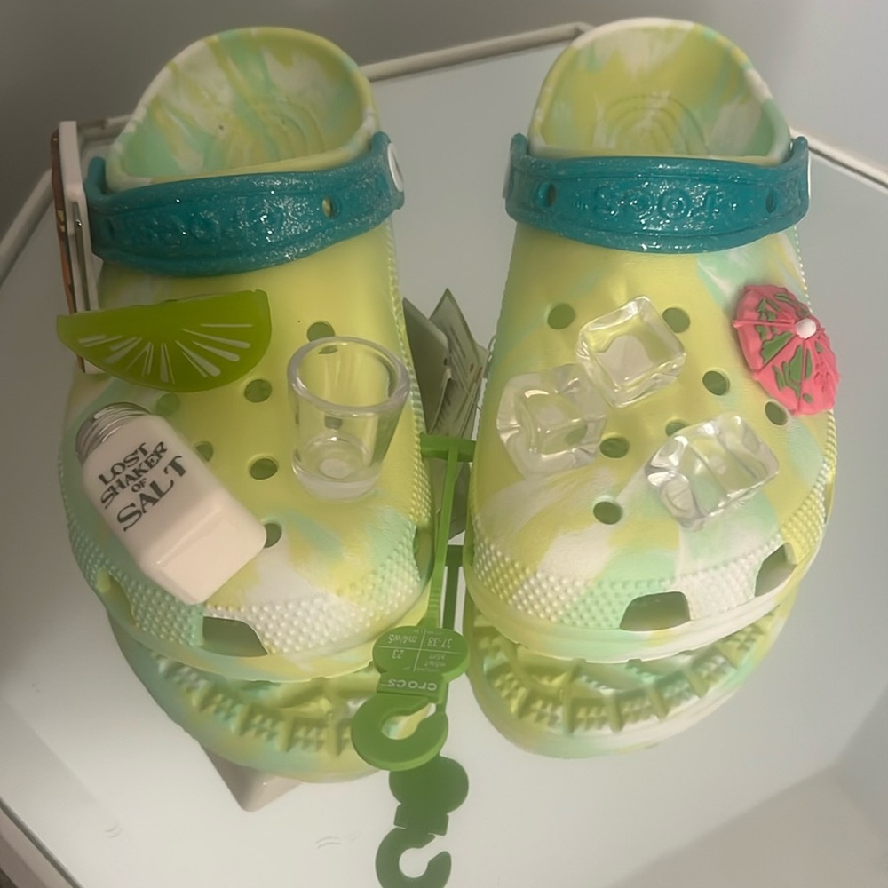 Crocs- Limited Edition Margaritaville